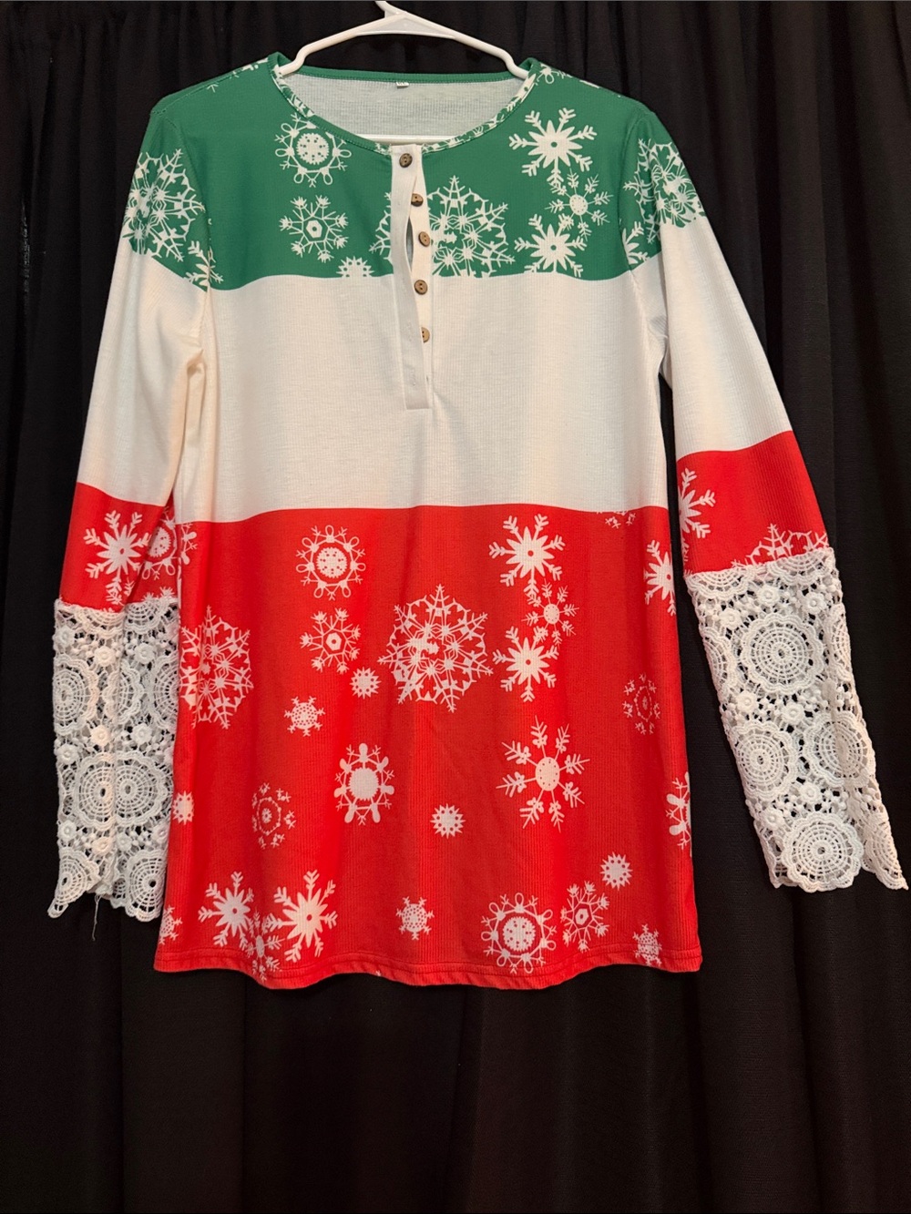 Festive Green White Red Snowflake Lace-Sleeve Women's Top